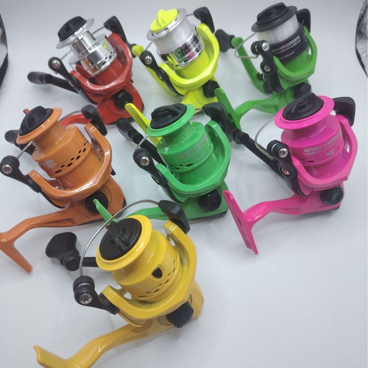 Surf Reel - Outlife スピニング釣りリール サイズ 200 メタルスプール 軽量
